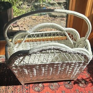 White Wicker Basket with Handles Beautiful & Great Shape! Perfect for Storage!